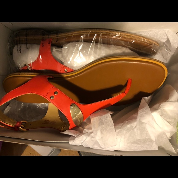 NWT Sandals - Picture 2 of 5